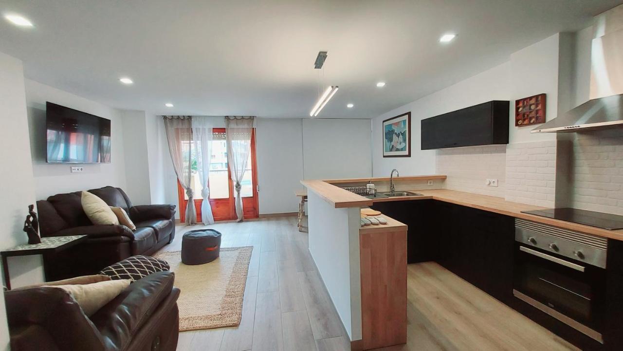 "Campello Beachside Duplex, Coastal Escape, Only 50 Meters From Sea" El Campello Exterior photo
